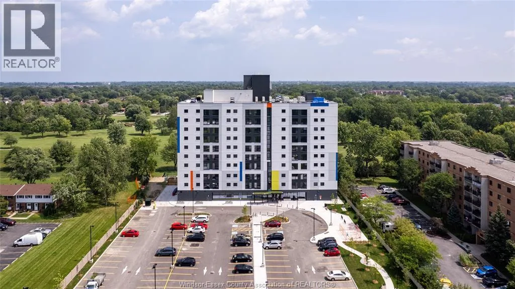 Apartment for rent: 3100 Meadowbrook Unit# 613, Windsor, Ontario N8T 0B5