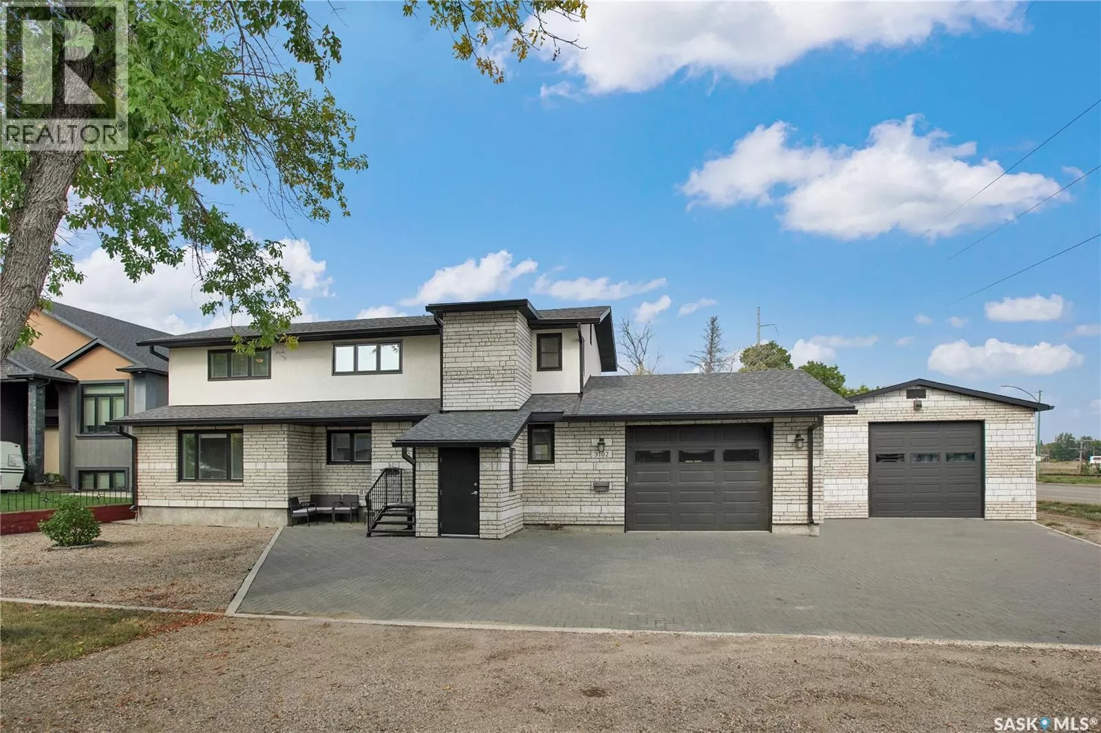 House for rent: 3102 Caen Street, Saskatoon, Saskatchewan S7M 3N5