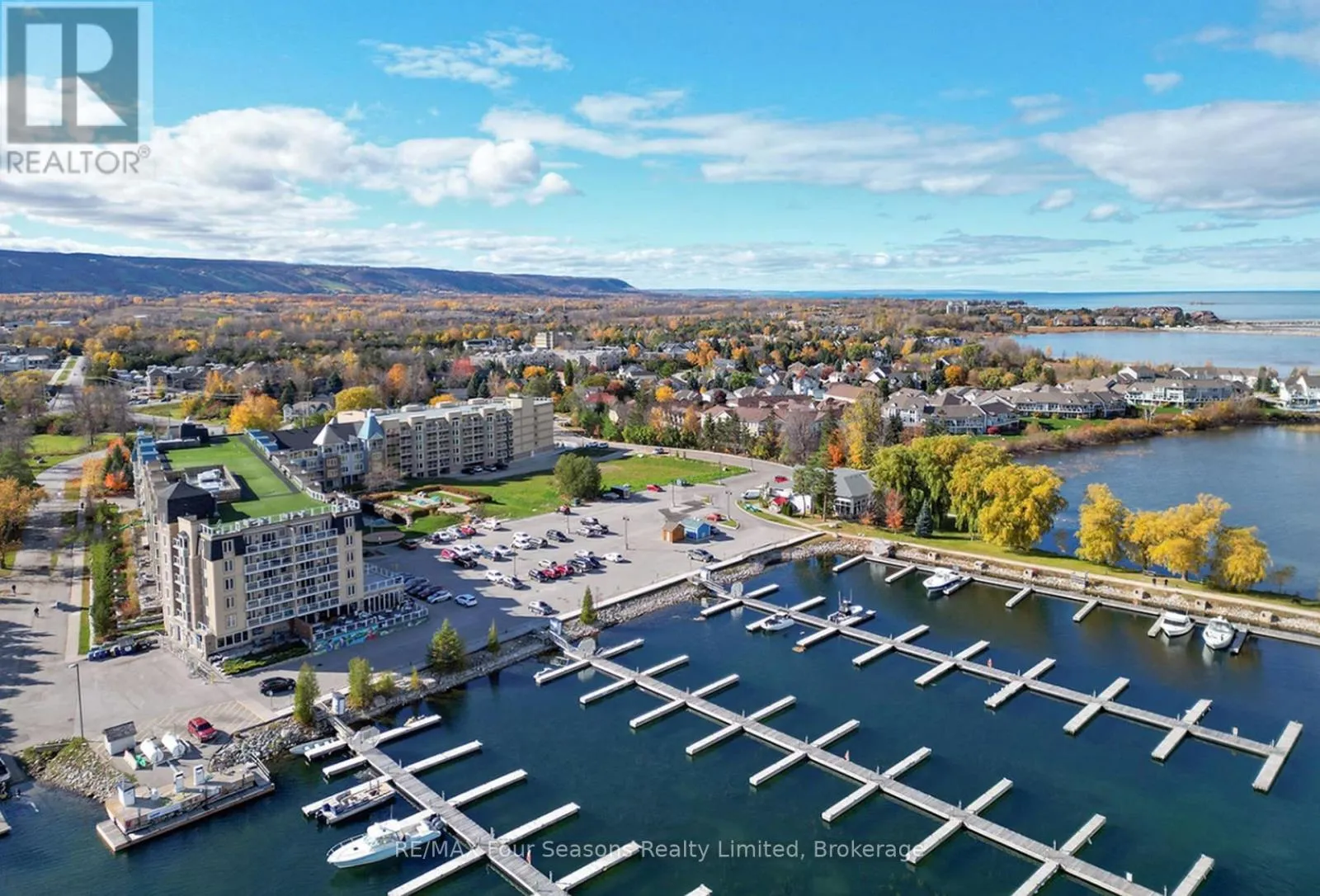 Other for rent: 3109-3111 - 9 Harbour Street E, Collingwood, Ontario L9Y 5B5