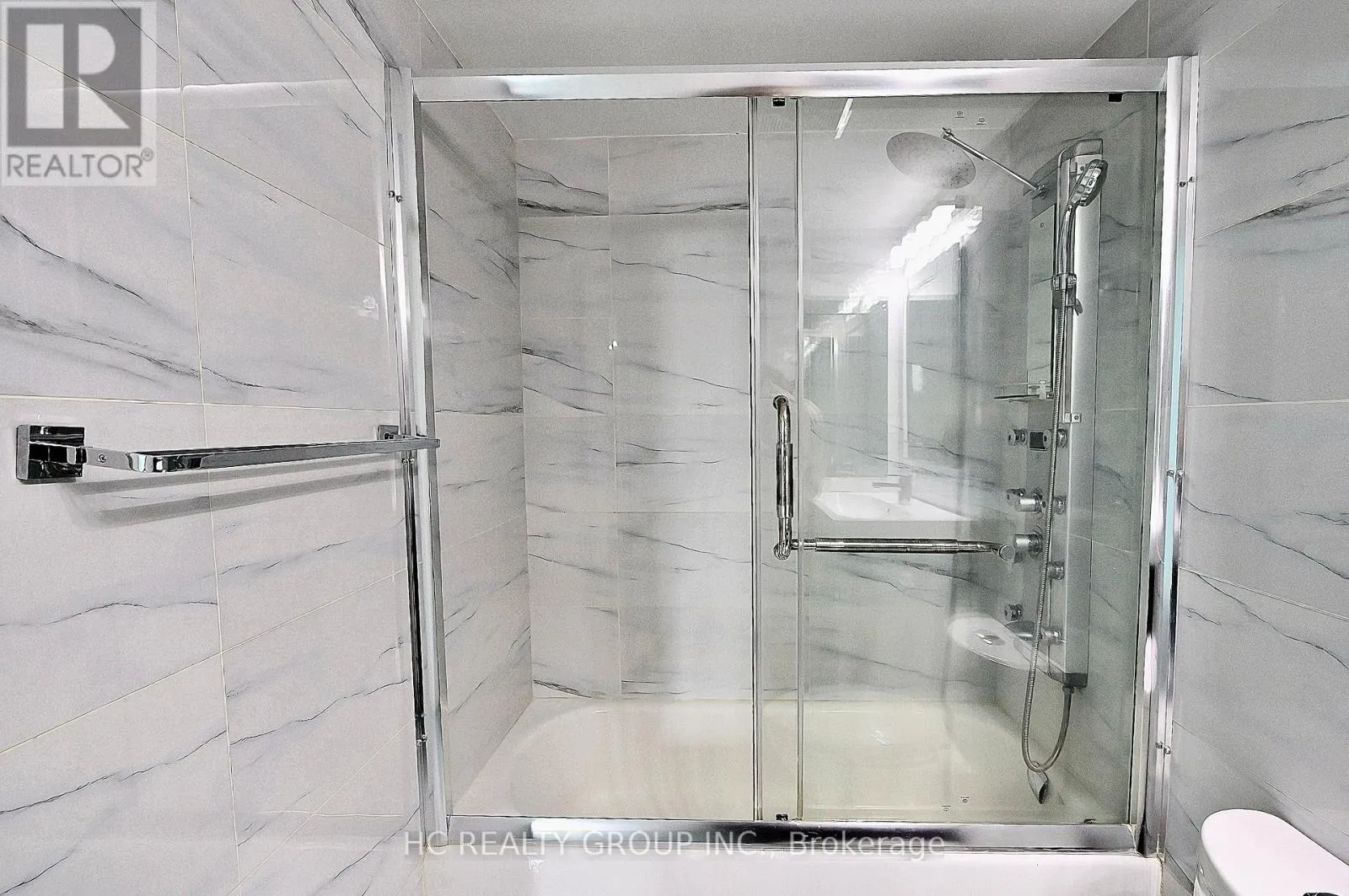 Apartment for rent: 311 - 15 Greenview Avenue, Toronto, Ontario M2M 4M7