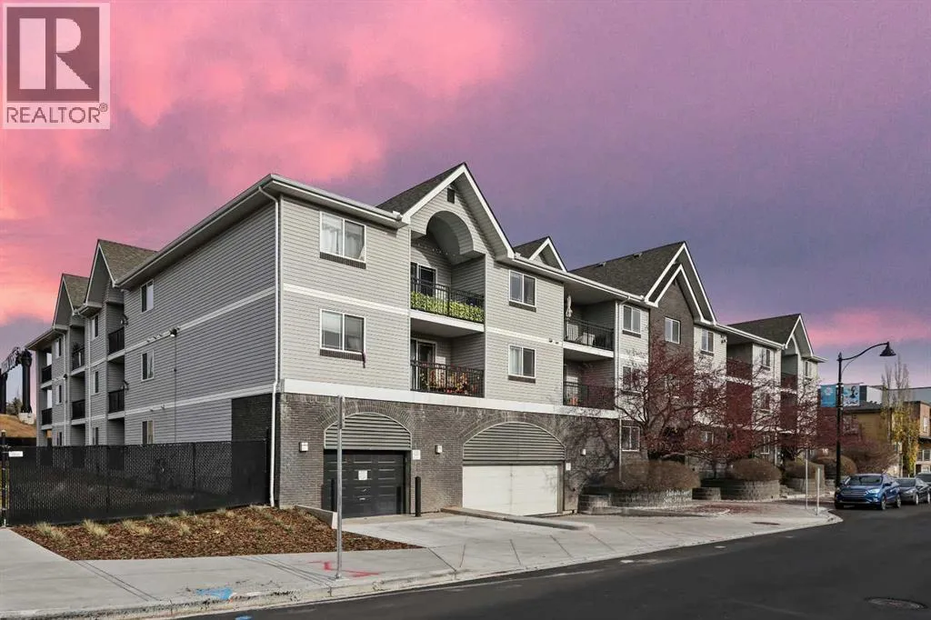 Apartment for rent: 311, 2440 34 Avenue Sw, Calgary, Alberta T2T 2C8