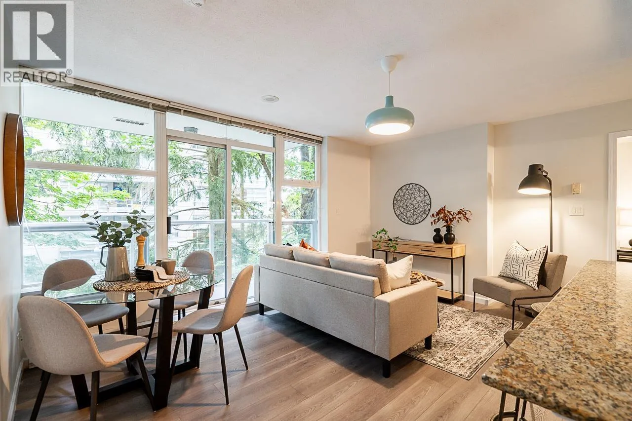 Apartment for rent: 311 9262 University Crescent, Burnaby, British Columbia V5A 0A4