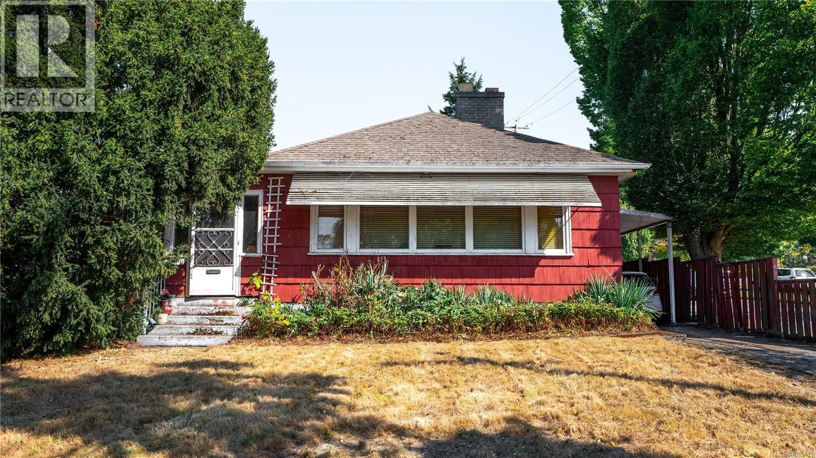 House for rent: 3111 Rutledge St, Victoria, British Columbia V8X 1N3