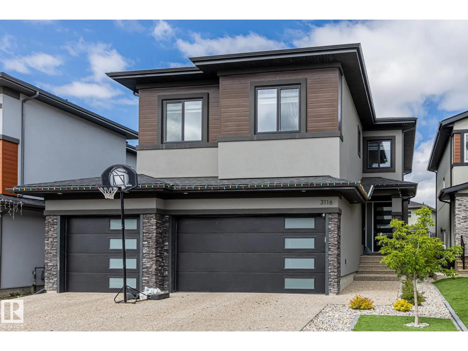 House for rent: 3116 Kostash Green Gr Sw, Edmonton, Alberta T6W 4K3