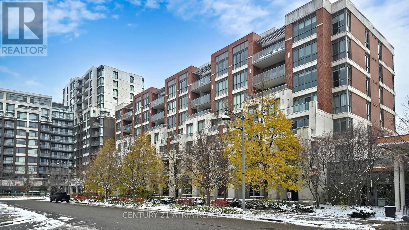 Apartment for rent: 311d - 57 Upper Duke Crescent, Markham, Ontario L6G 0B9