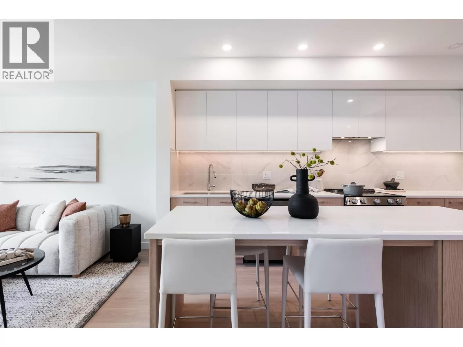 Apartment for rent: 312 150 James Road, Port Moody, British Columbia V3H 0N7