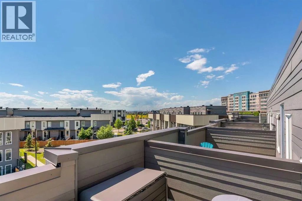 Row / Townhouse for rent: 312, 19500 37 Street Se, Calgary, Alberta T3M 2W9