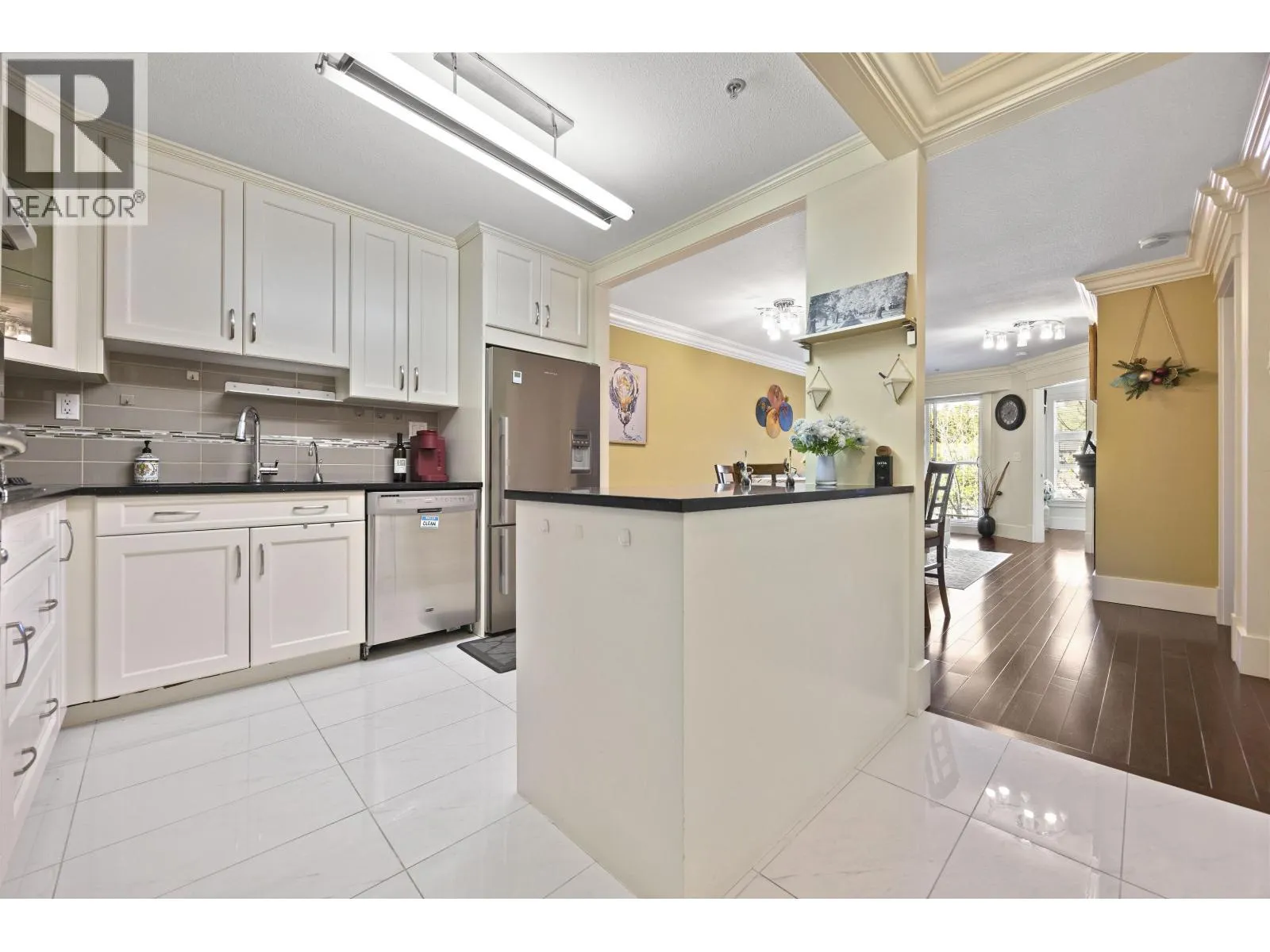 Apartment for rent: 312 5723 Collingwood Street, Vancouver, British Columbia V6N 4K6