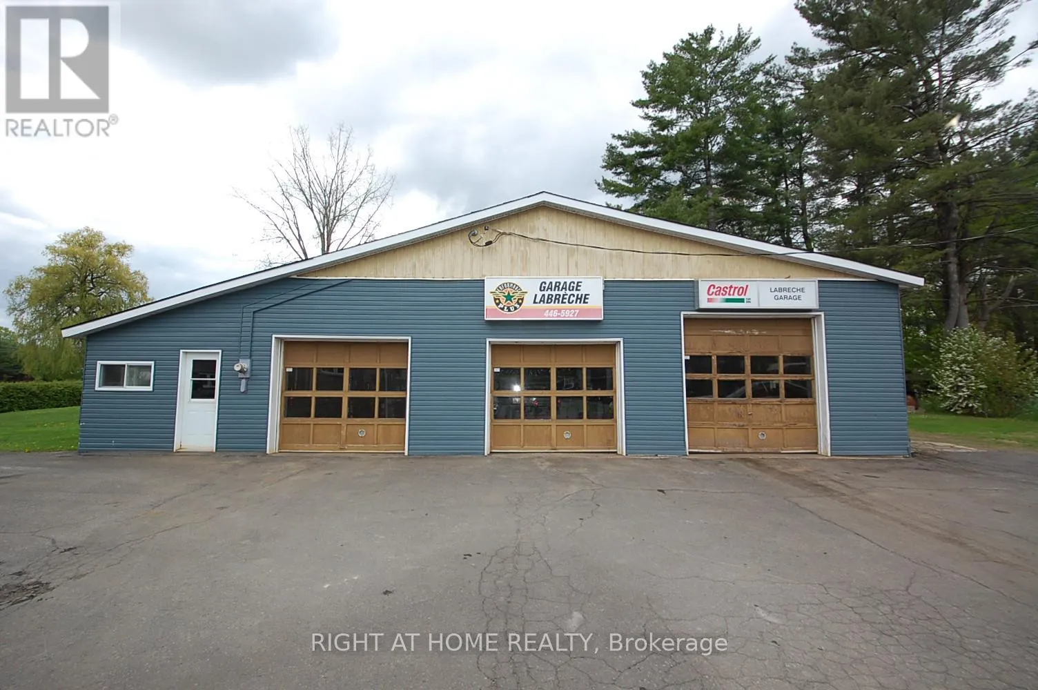 312 Ramage Road N, Clarence-Rockland, Ontario K4K 1K7