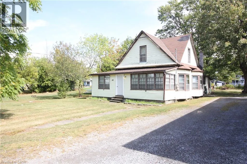 House for rent: 312 Ridgeway Road, Crystal Beach, Ontario L0S 1B0