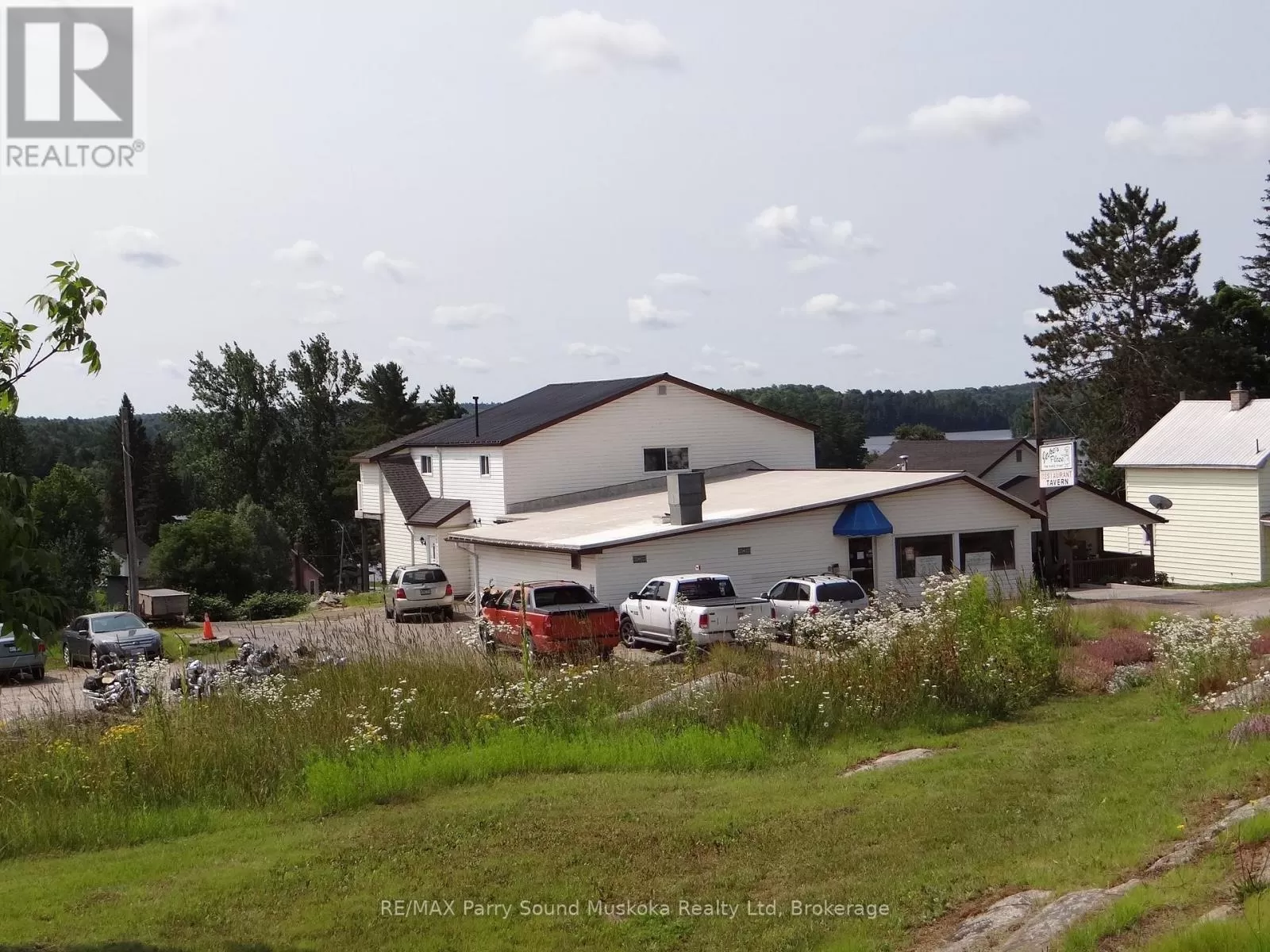 Residential Commercial Mix for rent: 31/25 Wilson Lake Road, Parry Sound Remote Area, Ontario P0H 1Y0