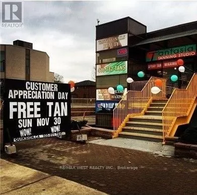 3129 Dufferin Street, Toronto, Ontario M6A 2S9