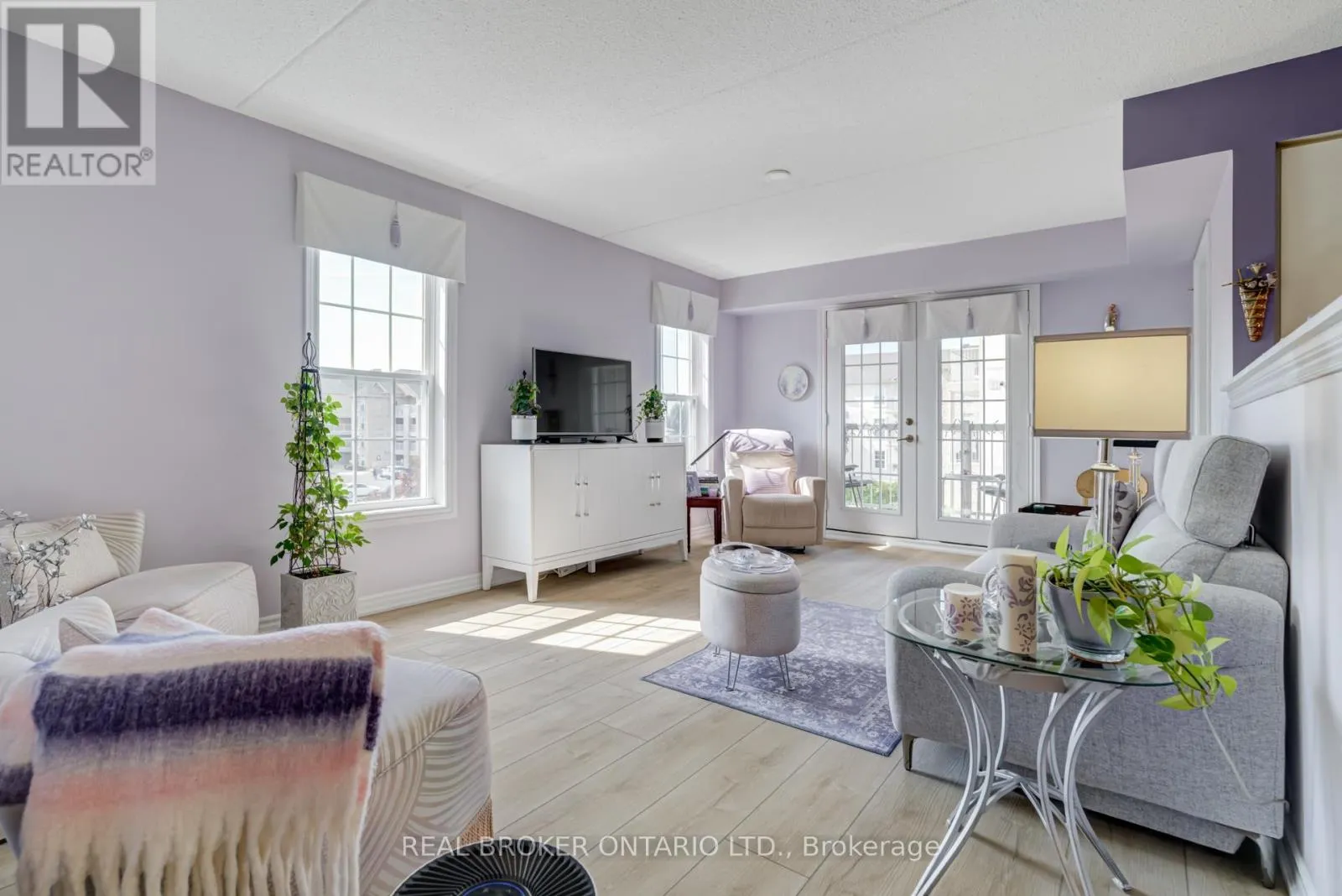 Apartment for rent: 313 - 1460 Bishops Gate, Oakville, Ontario L6M 4N5