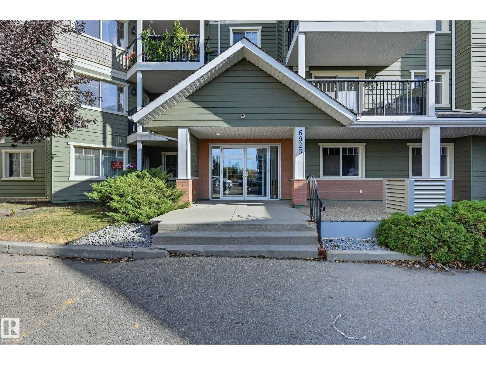 Apartment for rent: #313 6925 199 St Nw, Edmonton, Alberta T5T 3X8