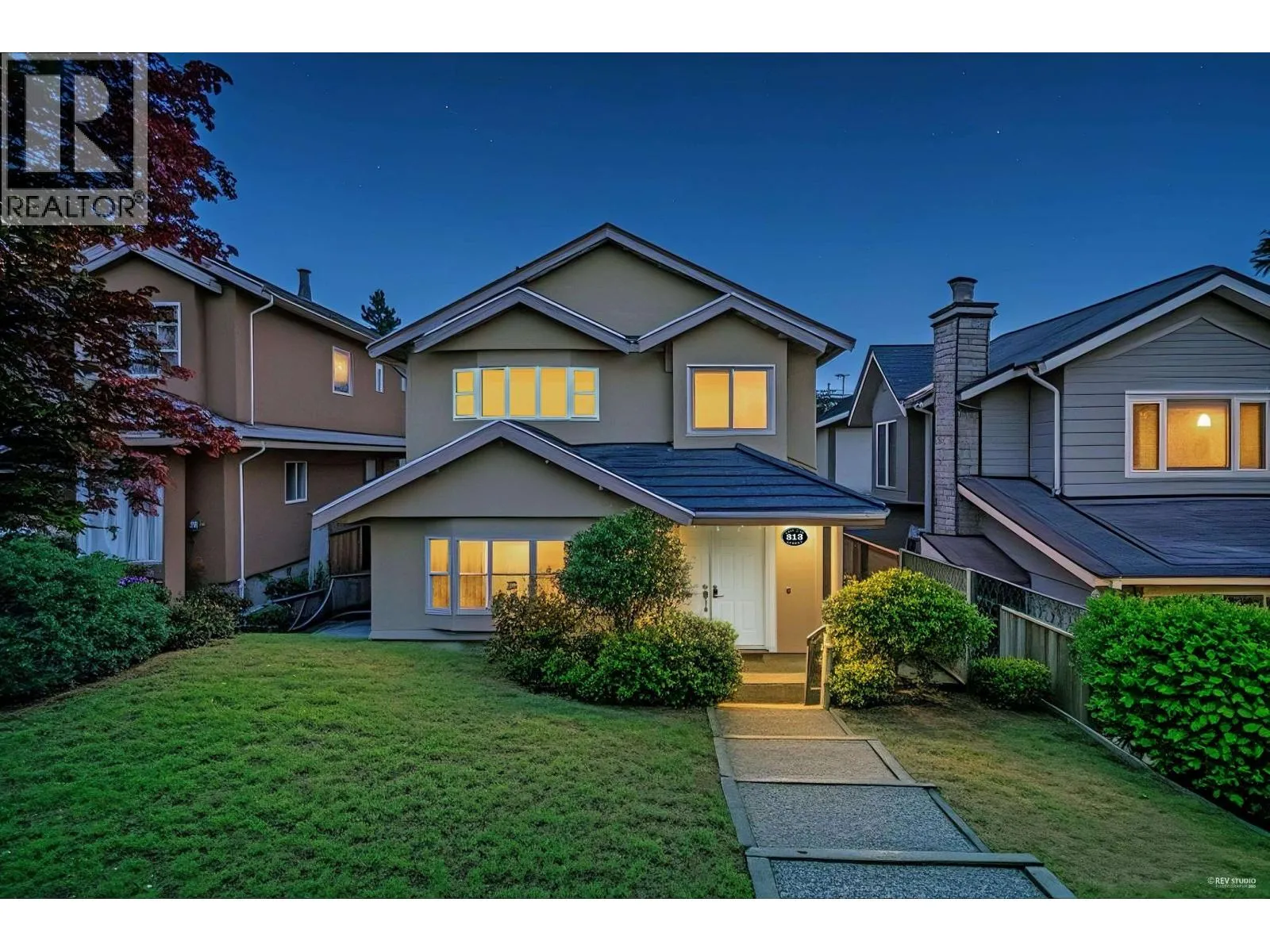 House for rent: 313 E 27 Street, North Vancouver, British Columbia V7N 1B9