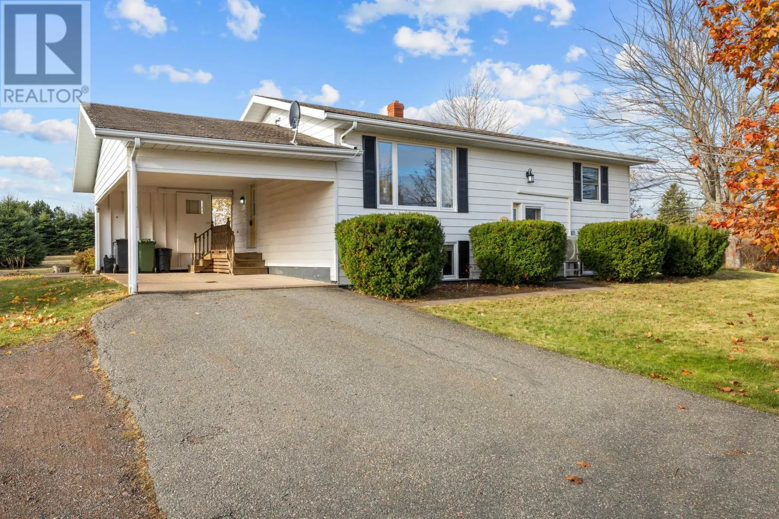 House for rent: 313 Lower Malpeque Road, West Royalty, Prince Edward Island C1E 1S8