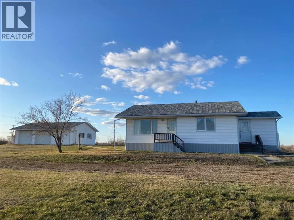 House for rent: 31303 Range Rd 143 Road, Rural Special Areas No. 2, Alberta T0J 1P0