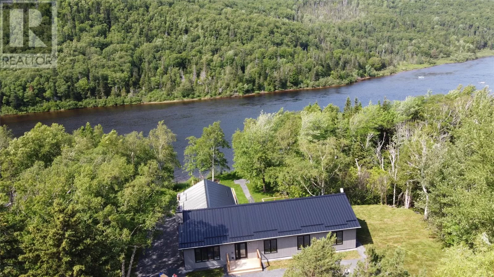 House for rent: 31-33 Dogwood Drive, Steady Brook, Newfoundland & Labrador A2H 2N2