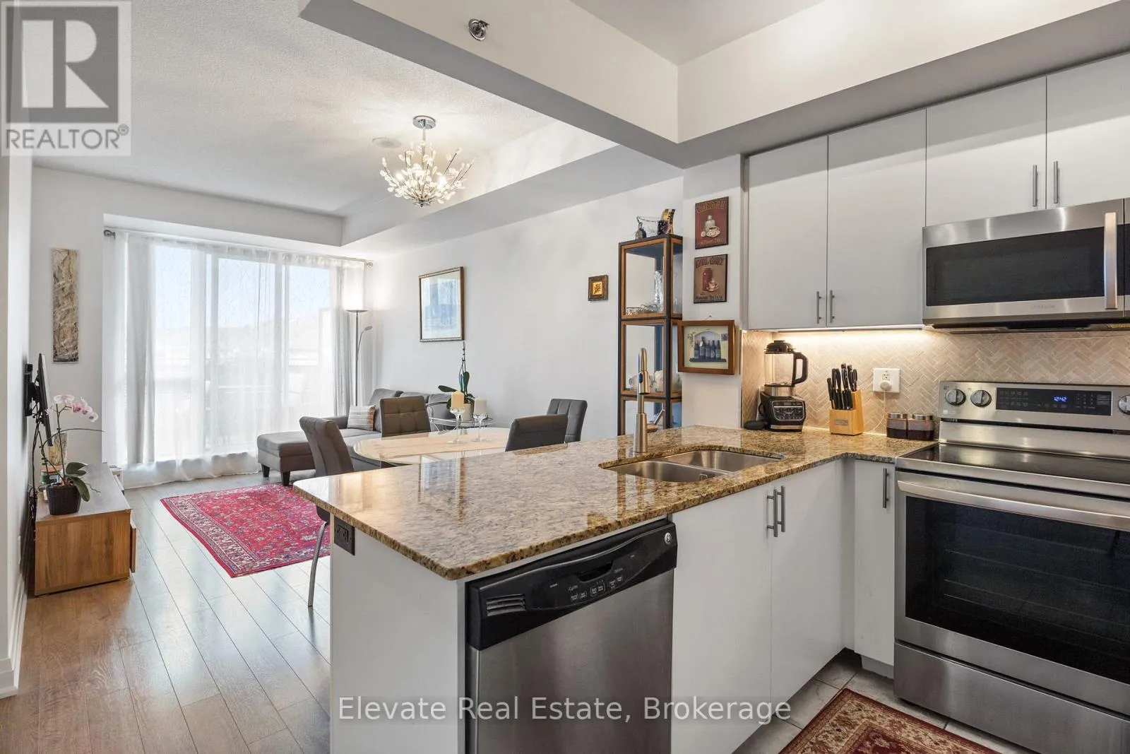 Apartment for rent: 314 - 520 Steeles Avenue W, Vaughan, Ontario L4J 0H2