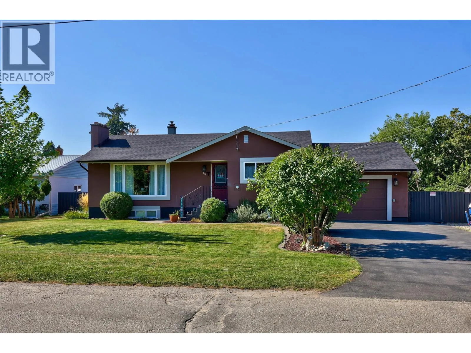 House for rent: 314 Birch Street, Chase, British Columbia V0E 1M0