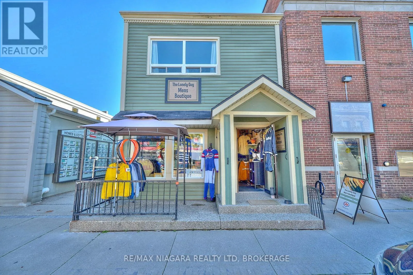 Residential Commercial Mix for rent: 314 Ridge Road N, Fort Erie, Ontario L0S 1N0