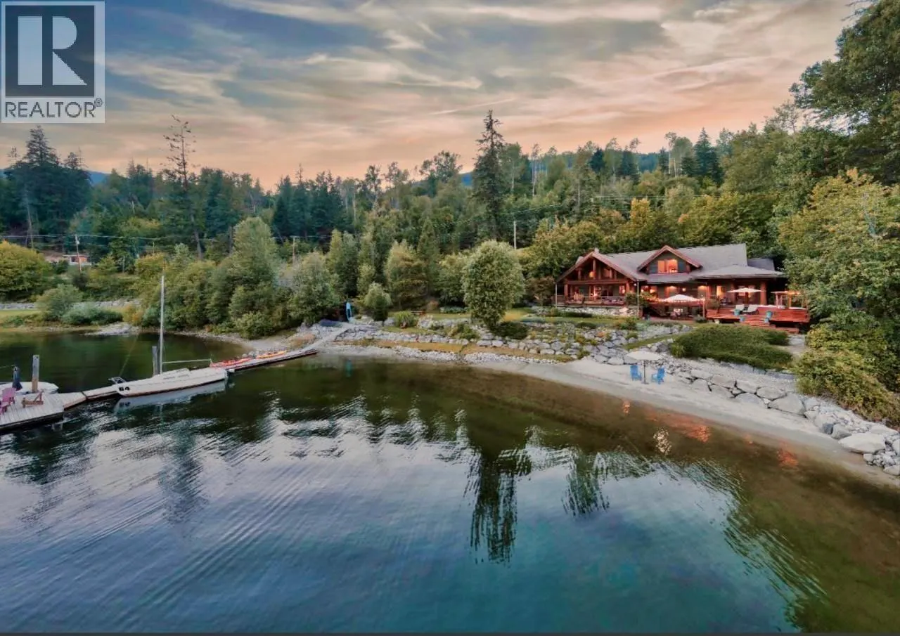 House for rent: 3140 3a Highway, Nelson, British Columbia V1L 6M7