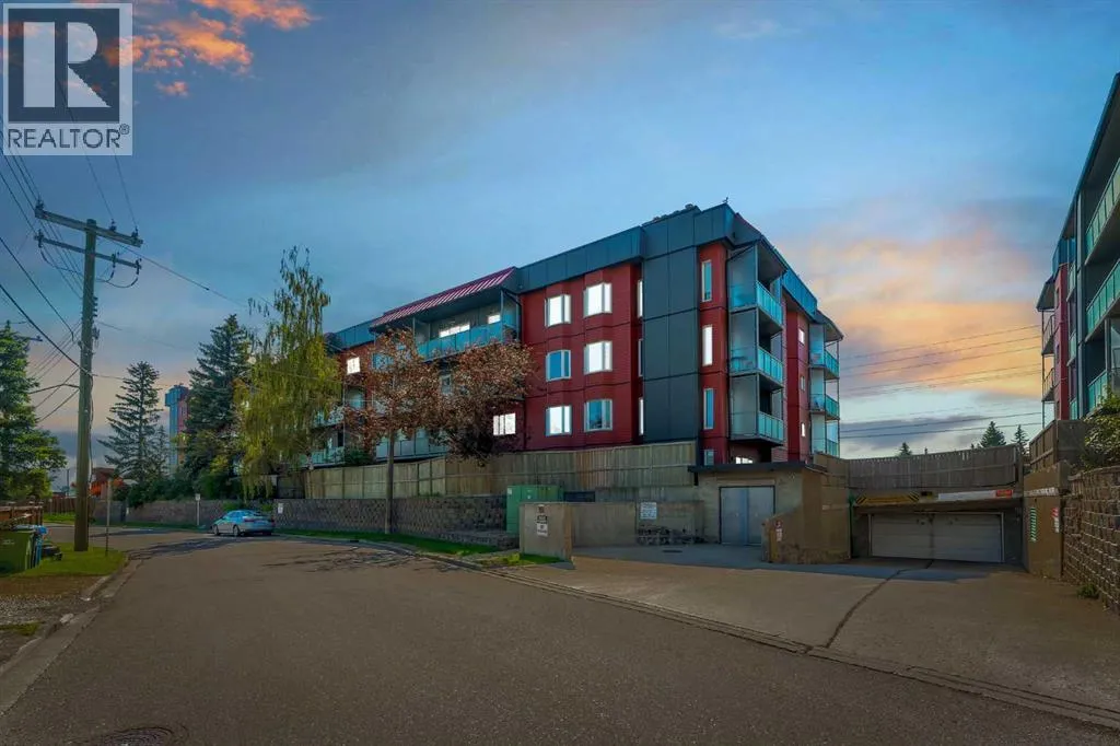 Apartment for rent: 315, 335 Garry Crescent Ne, Calgary, Alberta T2K 5X1