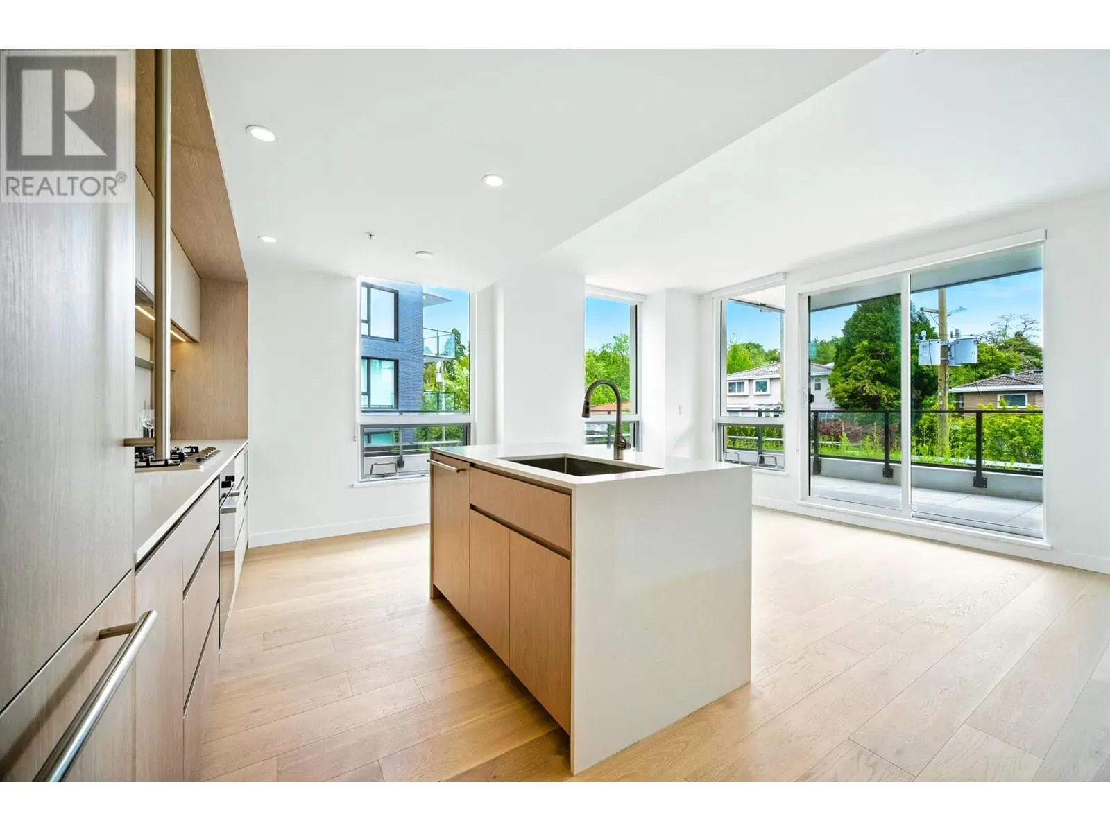 Apartment for rent: 315 5212 Cambie Street, Vancouver, British Columbia V5Z 2Z7