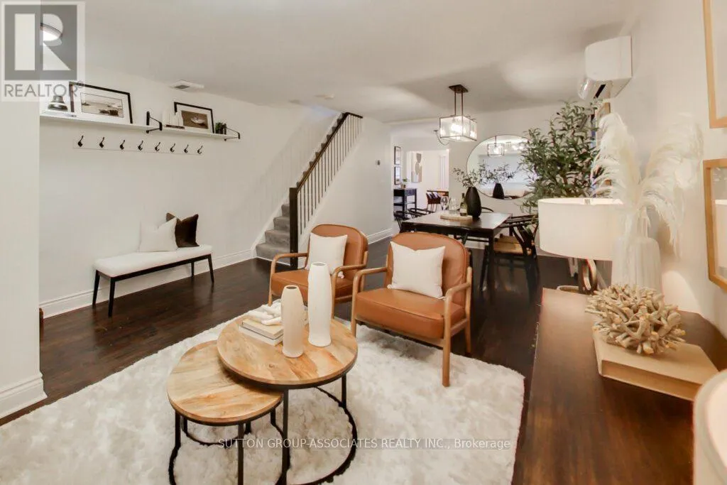 House for rent: 315 Atlas Avenue, Toronto, Ontario M6C 3P8