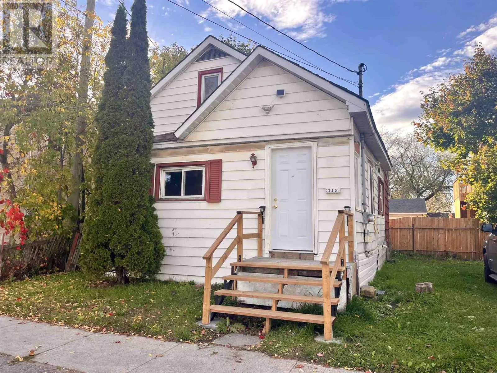315 Huron St, Sault Ste. Marie, Ontario P6A 1R7