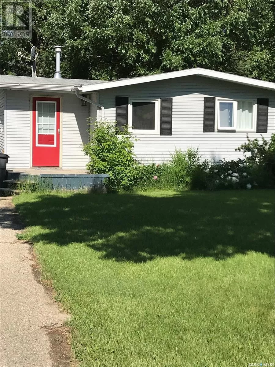House for rent: 316 5th Street W, Carlyle, Saskatchewan S0C 0R0