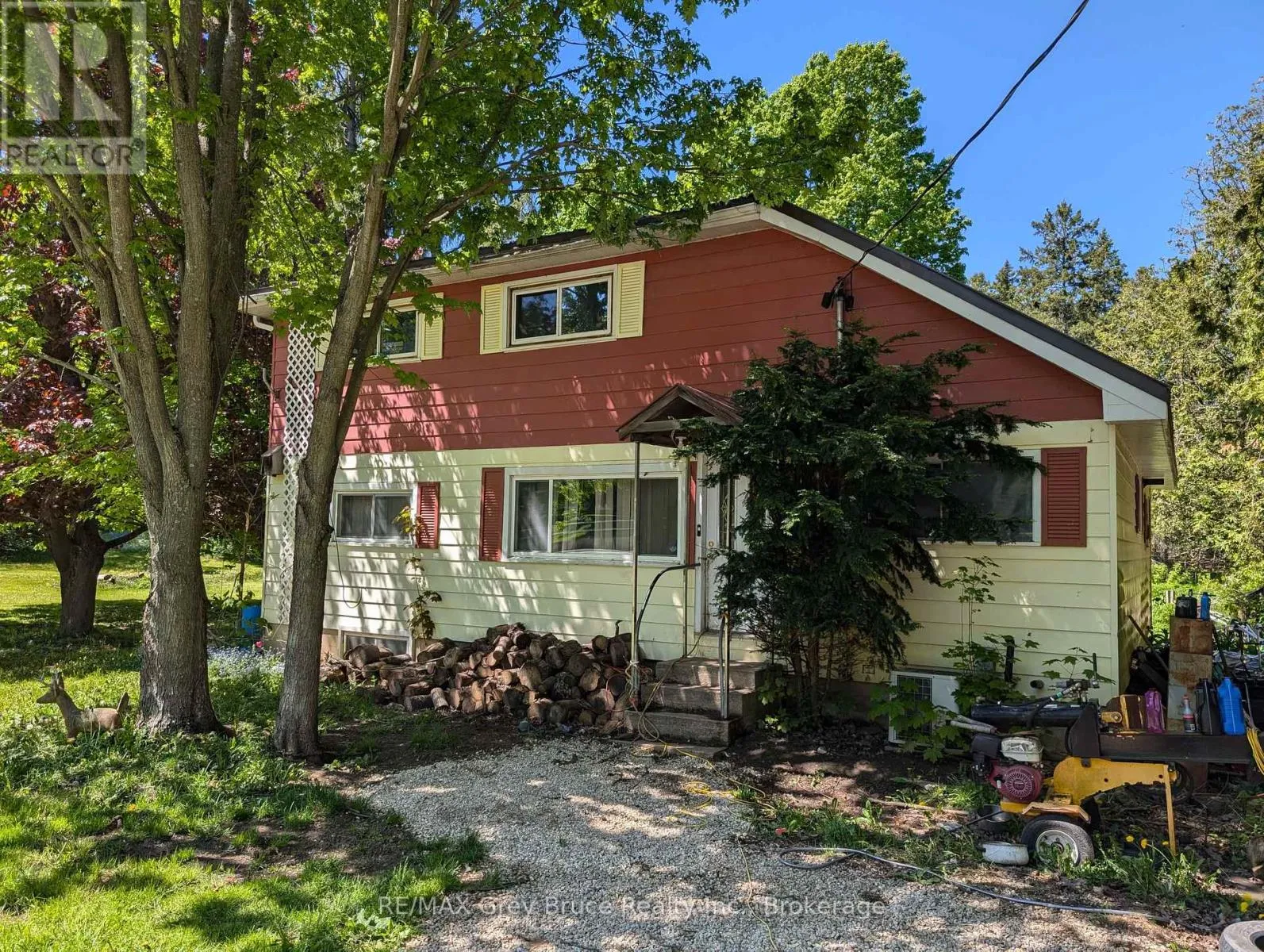 House for rent: 316056 Highway 6 Highway S, Chatsworth, Ontario N0H 2V0