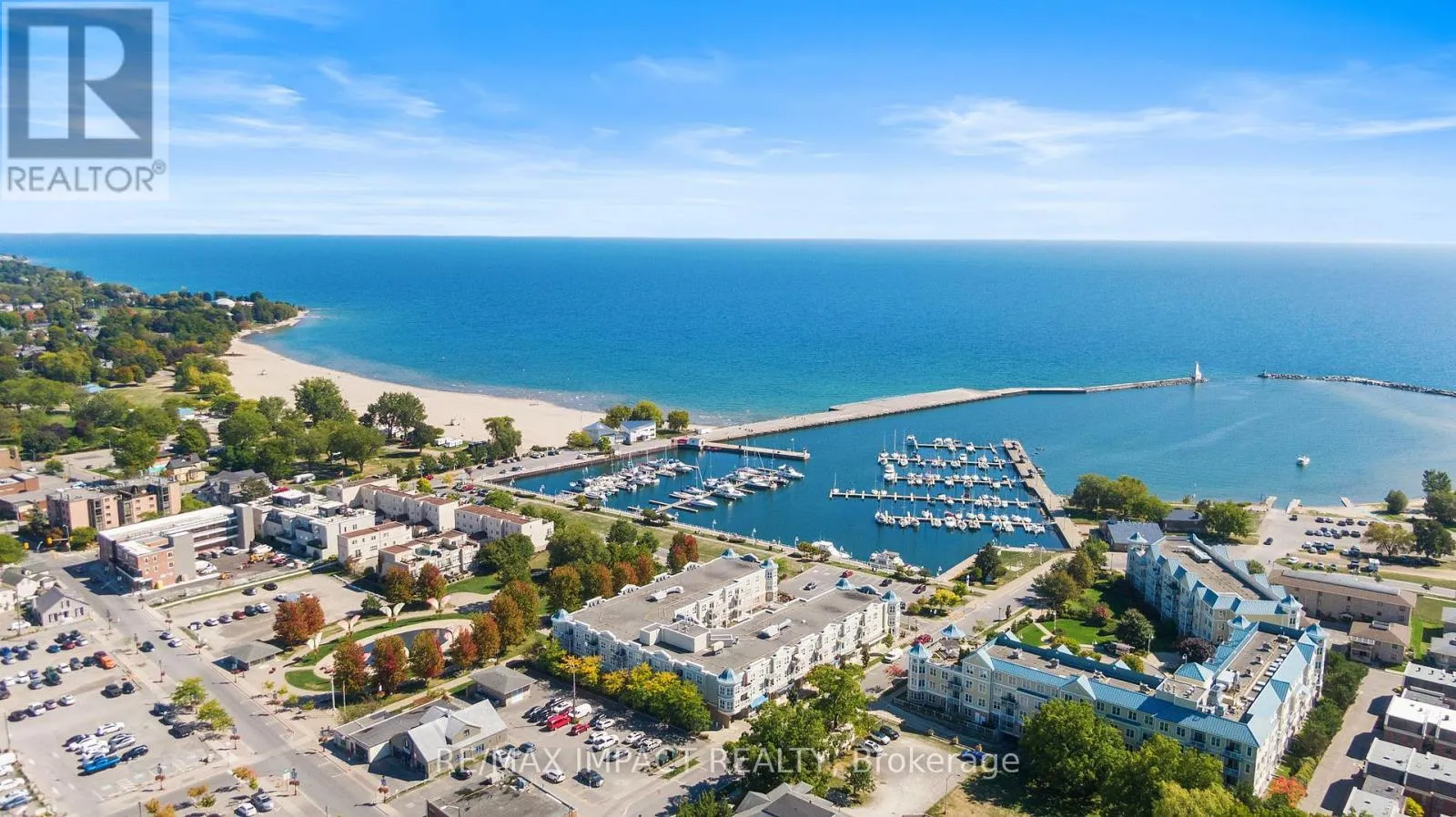 Apartment for rent: 317 - 148 Third Street, Cobourg, Ontario K9A 5X2