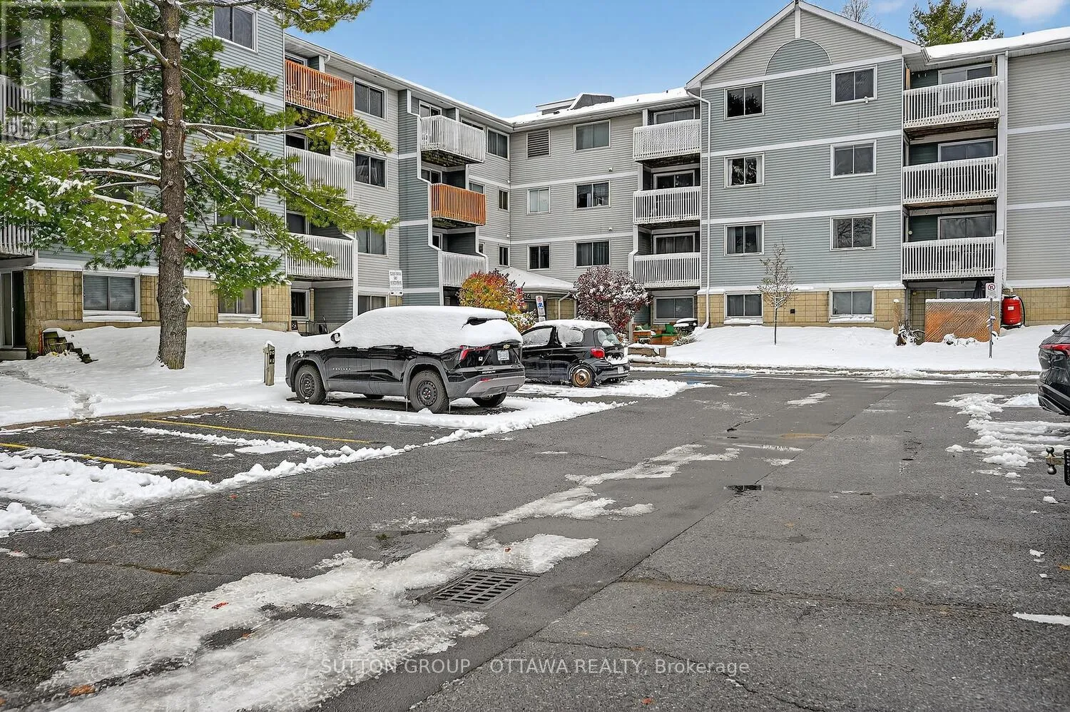 Apartment for rent: 317 - 214 Viewmount Drive, Ottawa, Ontario K2E 7X3