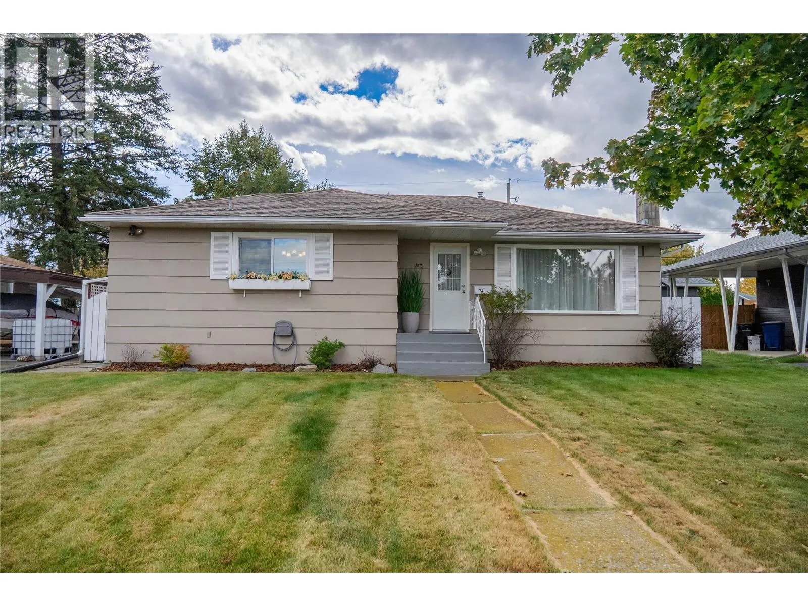 House for rent: 317 9th Street S, Cranbrook, British Columbia V1C 1R2