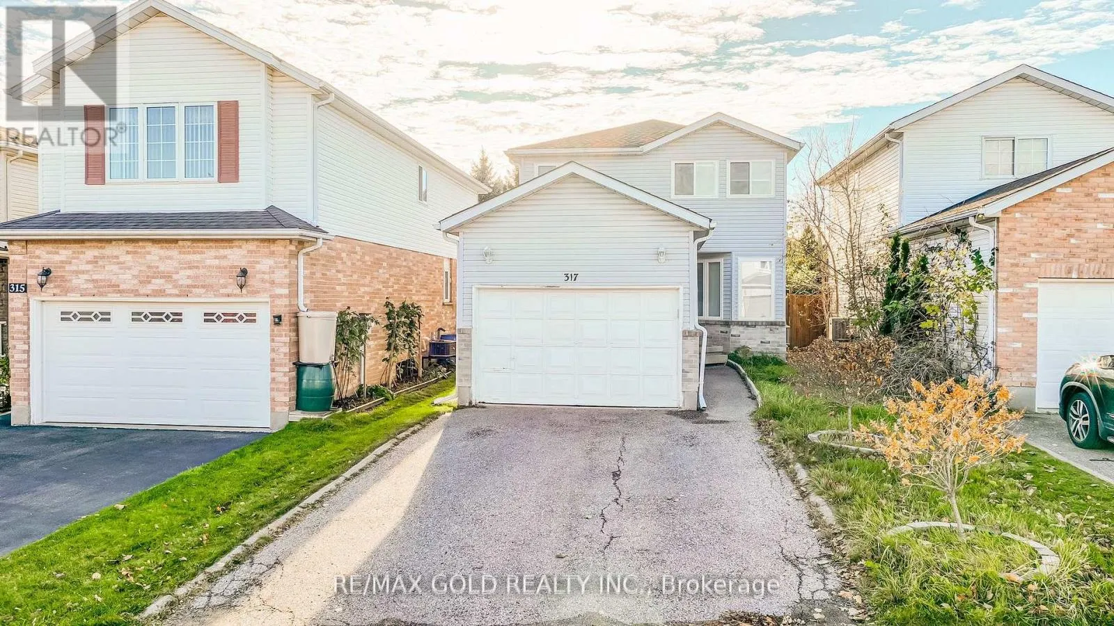 House for rent: 317 Bankside Drive, Kitchener, Ontario N2N 3K2