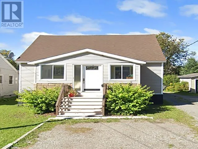 317 Moody St, Sault Ste. Marie, Ontario P6C 3Z9