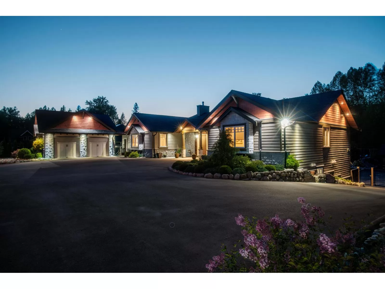 House for rent: 31725 Oyama Street, Mission, British Columbia V4S 0C5