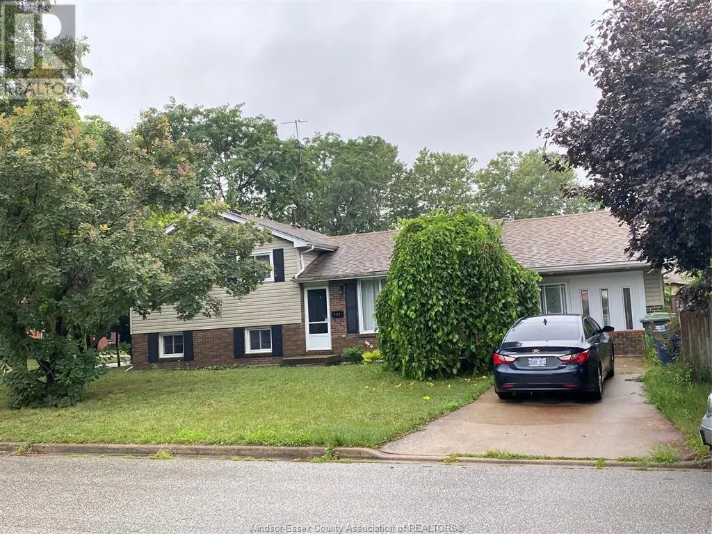 3173 Sussex Court, Windsor, Ontario N8T 2C5