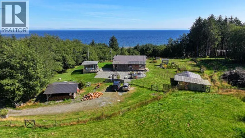 House for rent: 31790 16 Highway, Daajing Giids City, British Columbia V0T 1Y0