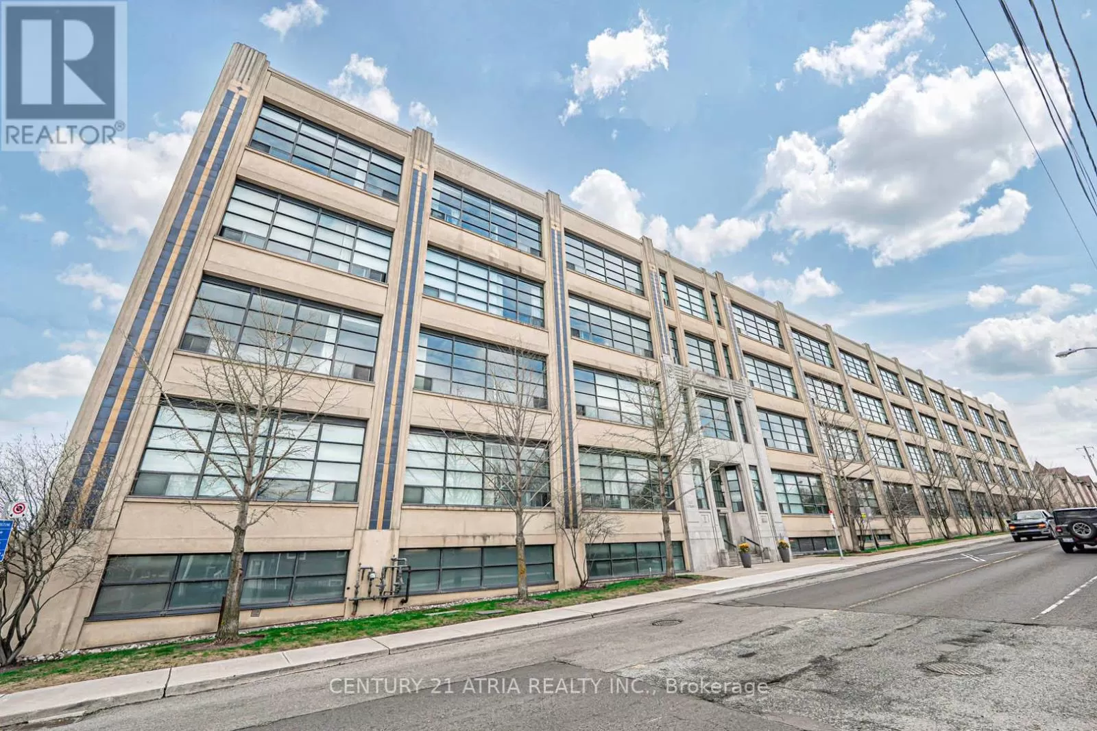 Apartment for rent: 318 - 1001 Roselawn Avenue, Toronto, Ontario M6B 4M4