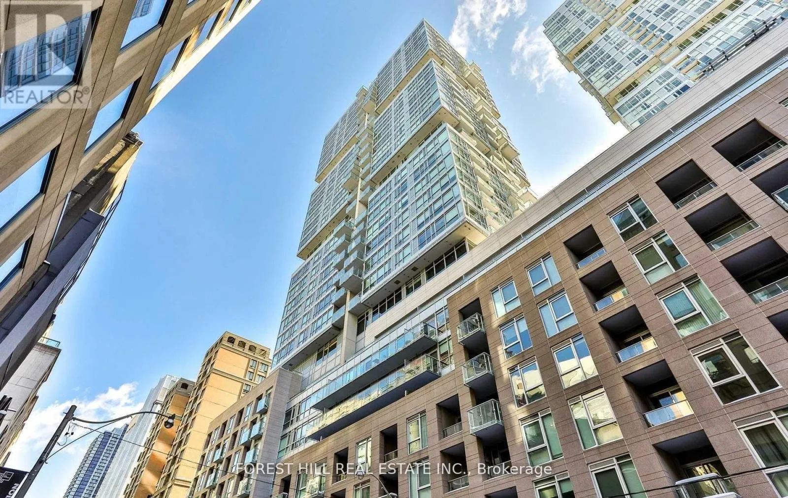 Apartment for rent: 318 - 199 Richmond Street W, Toronto, Ontario M5V 0H4