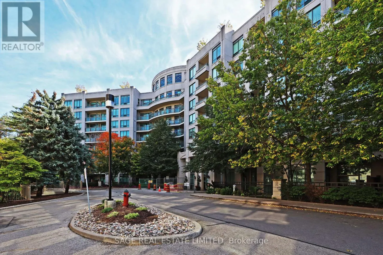 Apartment for rent: 318 - 205 The Donway West Road, Toronto, Ontario M3B 3S5