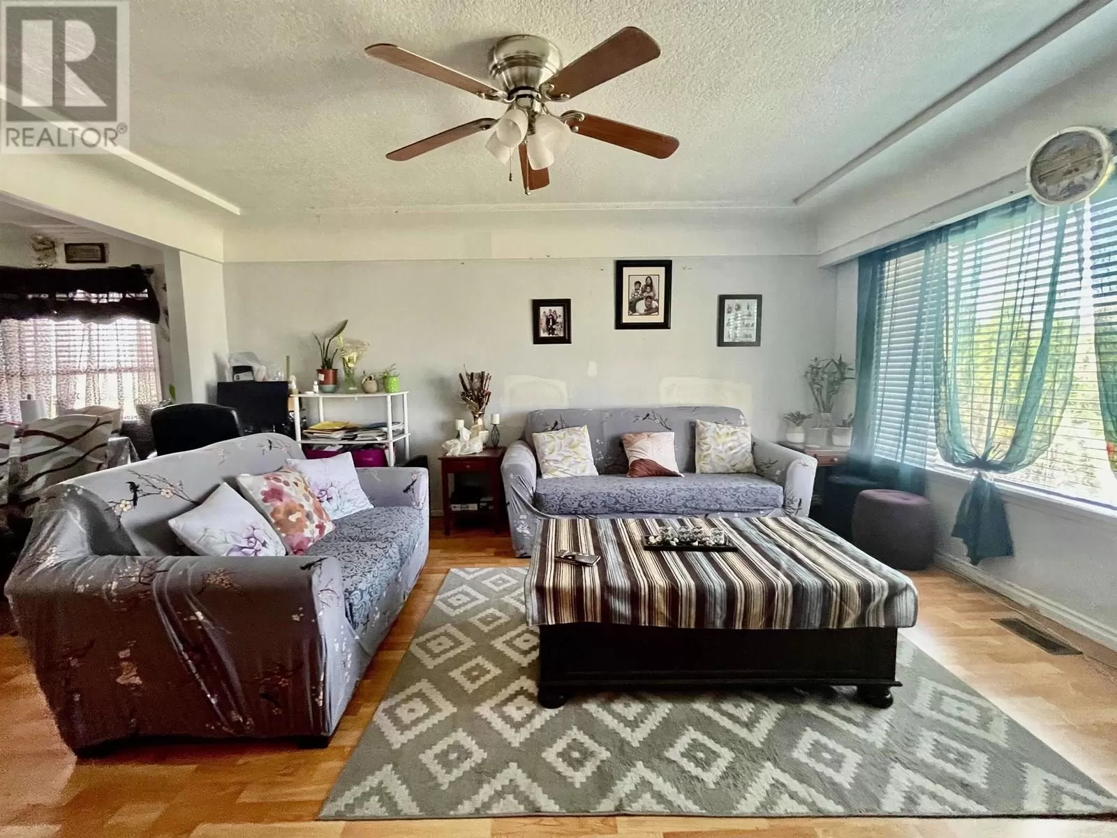 House for rent: 318 Hampton Street, New Westminster, British Columbia V3M 5M1