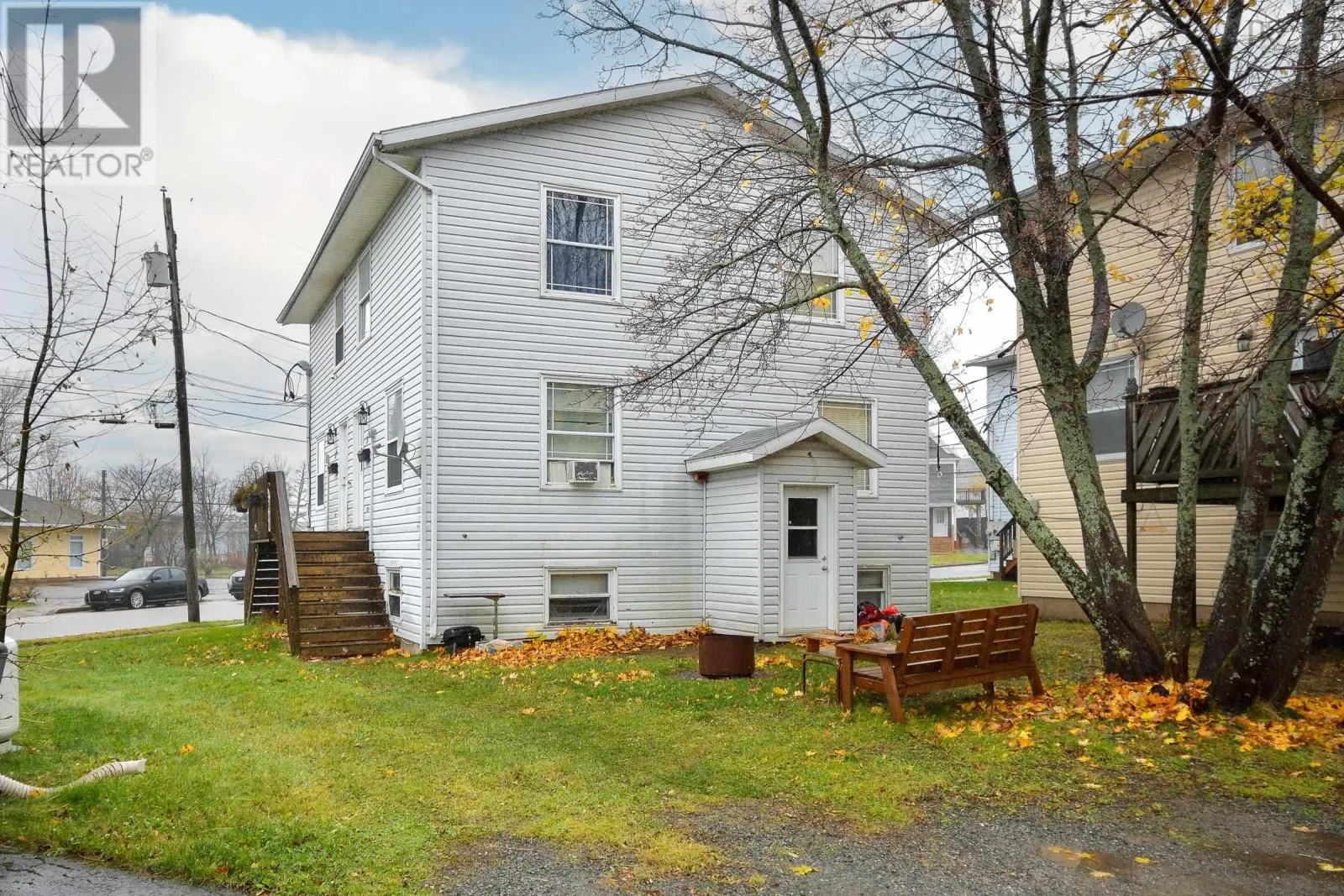 Duplex for rent: 318 Townsend Street, Sydney, Nova Scotia B1P 5G2