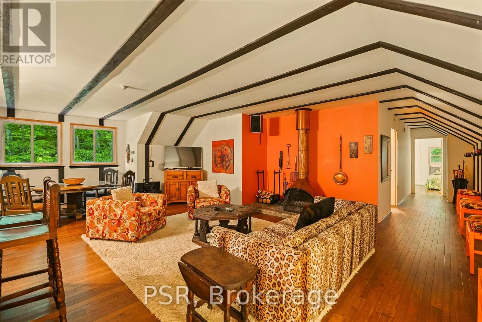 Apartment for rent: 319 - 12 Bigwin Island, Lake of Bays, Ontario P0B 1A0