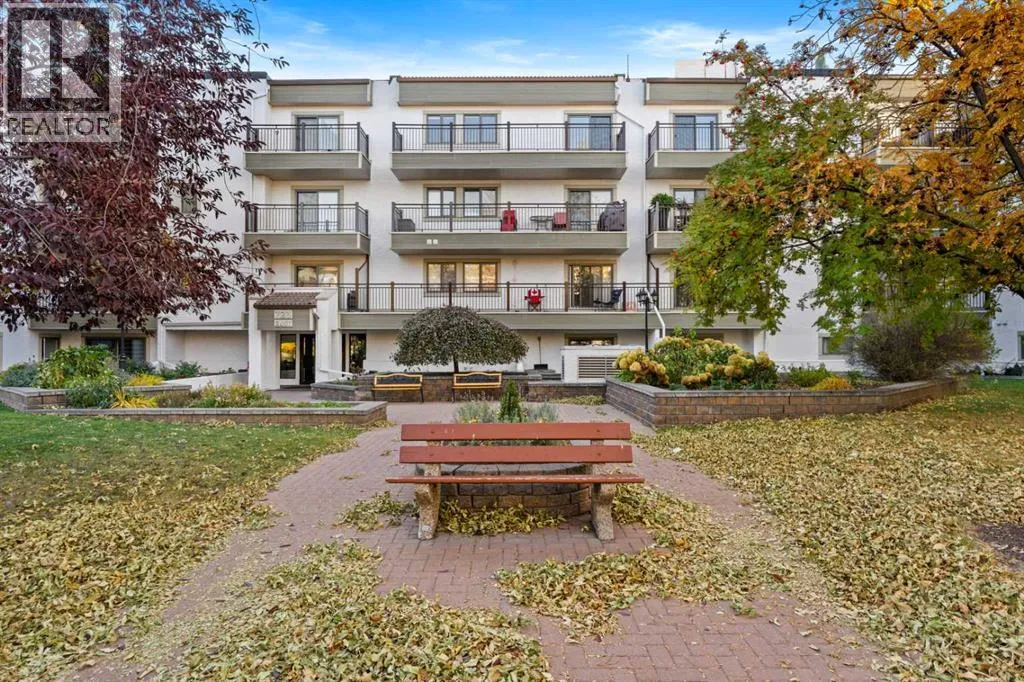 Apartment for rent: 319, 723 57 Avenue Sw, Calgary, Alberta T2V 4Z3