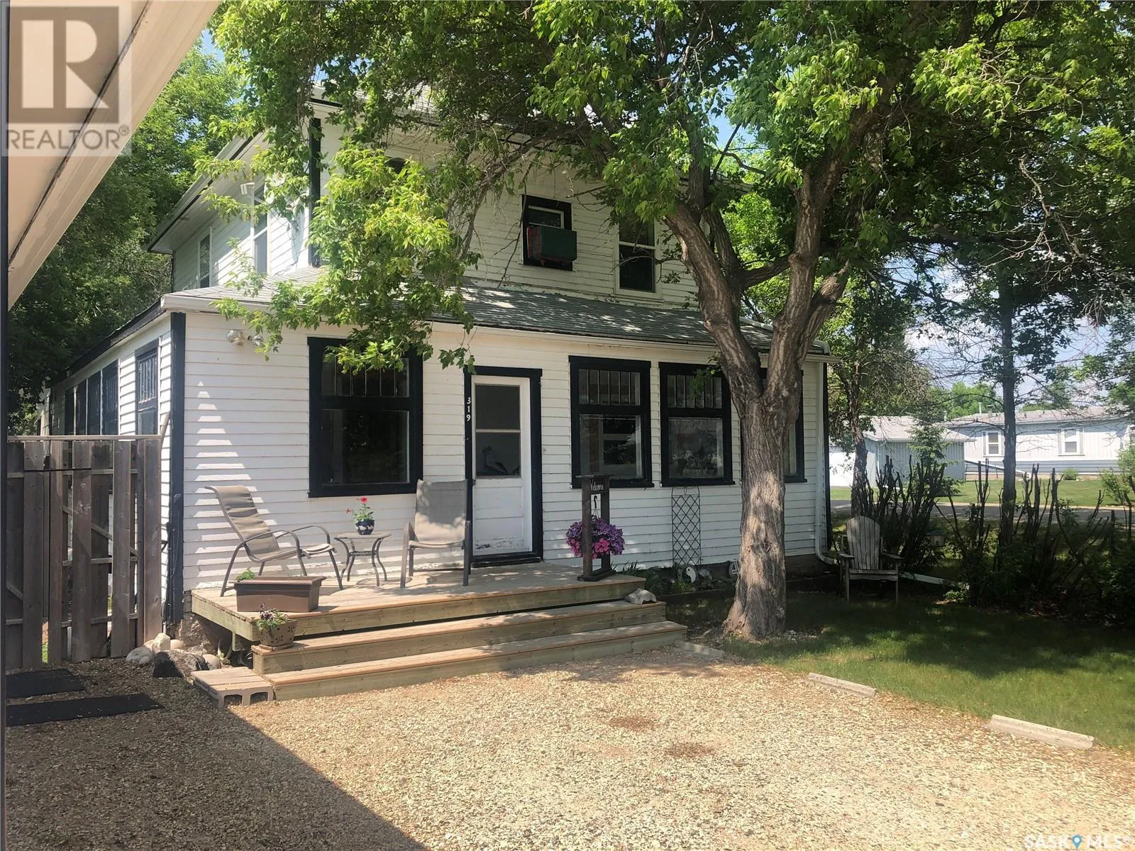 House for rent: 319 Carlyle Street, Arcola, Saskatchewan S0C 0G0