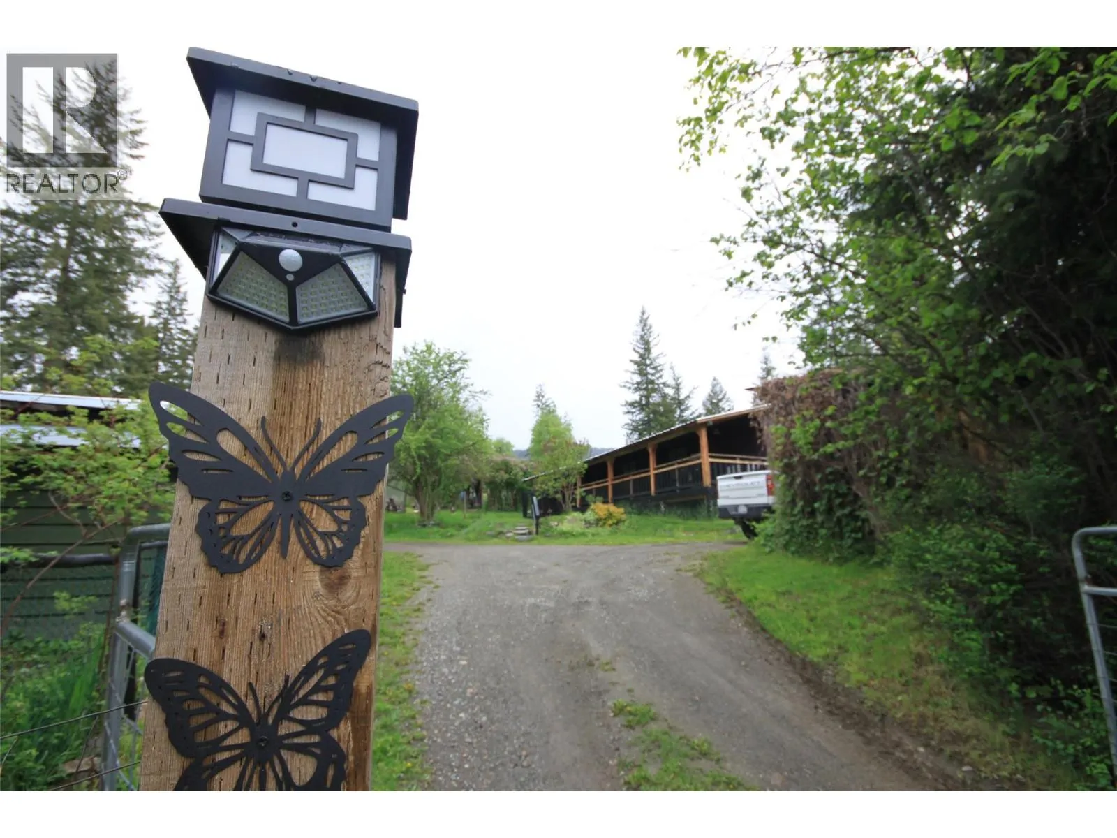 House for rent: 3194 Creighton Valley Road, Cherryville, British Columbia V0E 2G3