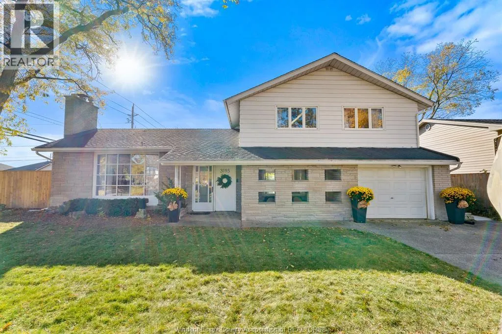 3195 Askin, Windsor, Ontario N9E 3J4